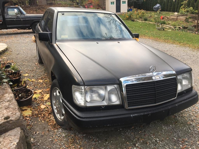 Mercedes Benz W124 E300  in Classic Cars in St. Catharines - Image 4