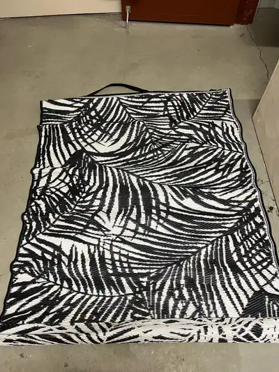 Outdoor Mat - Black & White Palm Leaf Pattern, View more