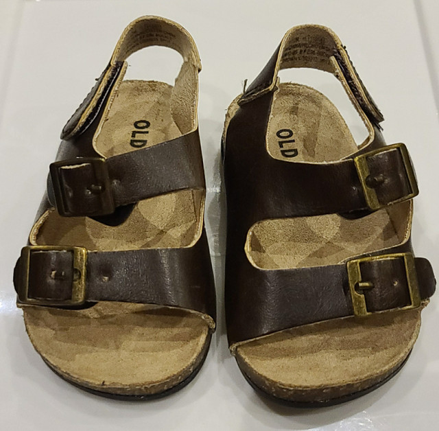 Faux-Leather Double-Buckle Sandals for Baby - Size 6 - 12 Months in Clothing - 6-9 Months in Mississauga / Peel Region - Image 3
