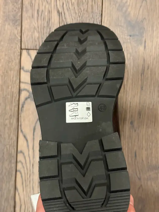 Men’s Bull Boxer Brown Chelsea Boots in Men's Shoes in Kitchener / Waterloo - Image 4