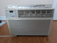 Danby 8,000 BTU Window Air Conditioner with window board etc.