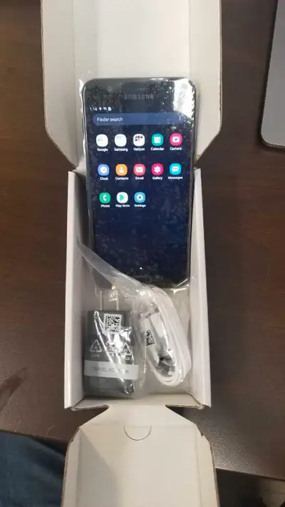 Samsung Galaxy J7,16GB,Original, Unlocked,8Mpix.Boite, View more