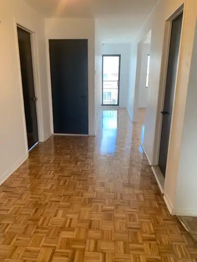 grand 5 1/2 avec 2 salles de bain