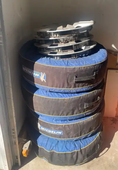 These don’t fit our new vehicle. Lots of wear left. Wheel covers included