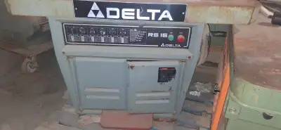 SOLID USED DELTA SHAPER -Pls READ ad, View more