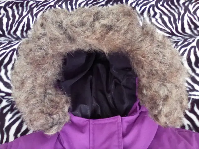 Manteau hiver fille 14-16 ans Girls winter coat in Kids & Youth in Laval / North Shore - Image 3