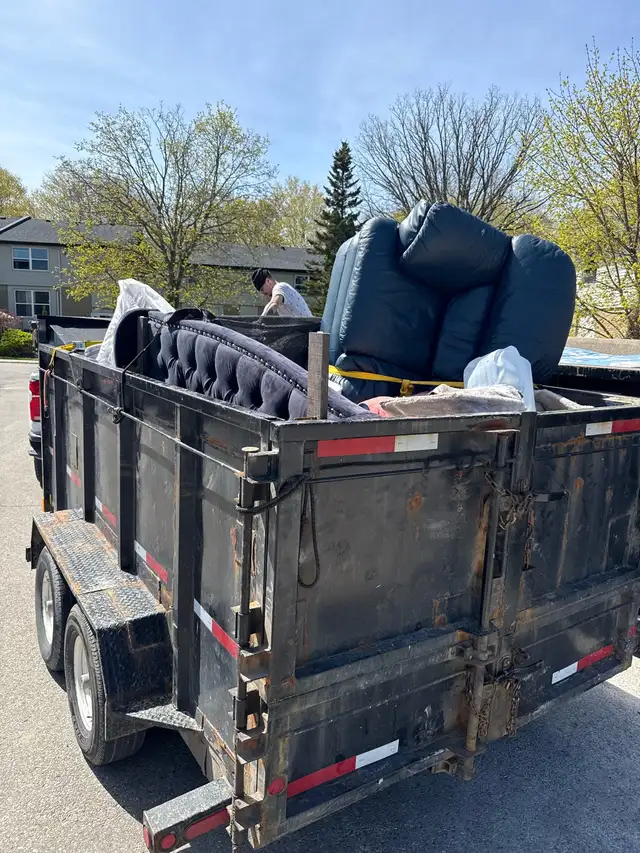 GARBAGE & JUNK GONE509908073149245440