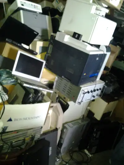 Hp ENTERPRISE color laser printers HIGH VOLUME cartridges CHEAP to run double sided print cp4525etc...