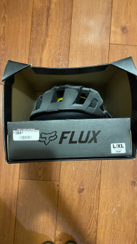 New Flux Helmet L/XL