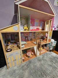 Large doll house