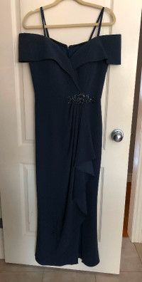 Susan J Fashions - Size 8 Beautiful Strapless Gown ( greyish / b