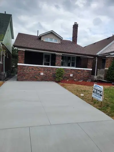 All inclusive 2 bedroom 1 bath and your own laundry $1500 per month calls only 2269754209