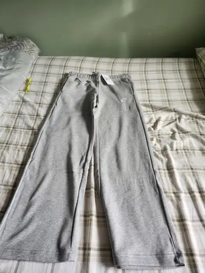 Womens Nike sweatpants, View more