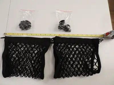 2 filets rangement extensible pour VR. C'est neuf. 3 barres de tension simples ajustables (16 po à 2...