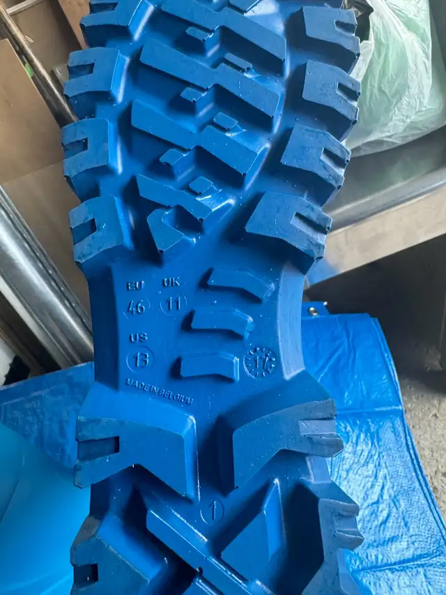 Bekina safety boots62863281476866123