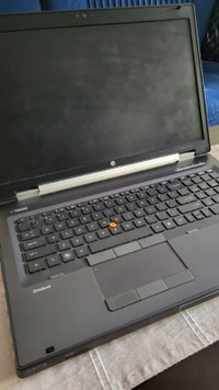 HP Elitebook 8760w Laptop i7 2620M 2.7GHz 8GB RAM 500GB