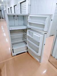 GE Refrigerator - Will Deliver 