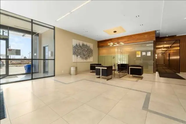 Etobicoke 1bed1bath condo for rent (Female roommate only)