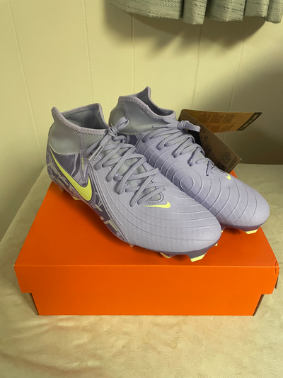 Nike Phantom Luna 2 Academy, FG/MG, Sz 6.5M/8W, BNIB w/tags, View more