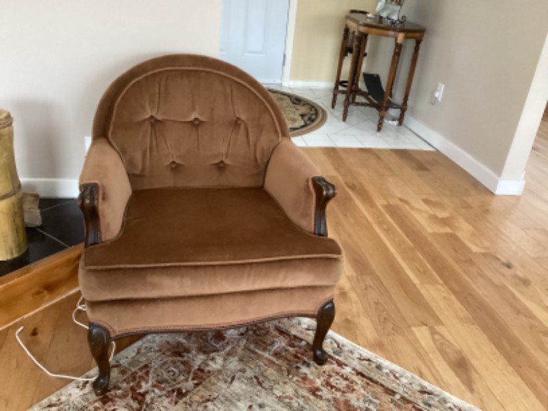 Accent Chair, Vintage Chairs & Recliners Ottawa Kijiji