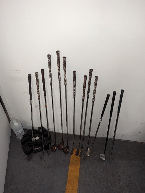 Collection of golf clubs. 20$ per club or 160$ for all of them. in Golf in City of Halifax - Image 2