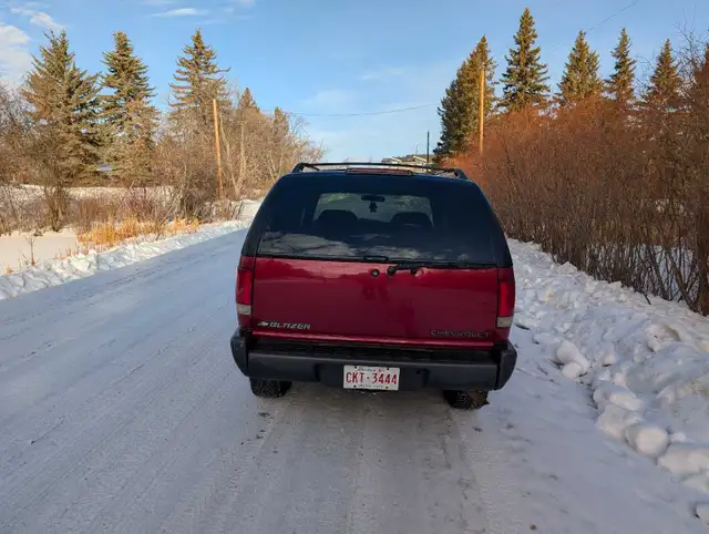 1996 Chevrolet Blazer in Cars & Trucks in Strathcona County - Image 5