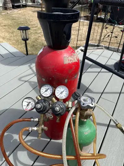 CO2 Tanks and gauges, View more