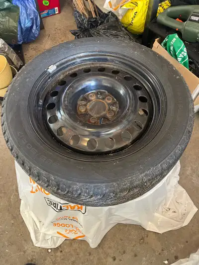 Set of 4 from lease. 235/50R17 <8000 km, like new. On rims. 5-bolt, 4.5 inch ctr, from Nissan Altima...