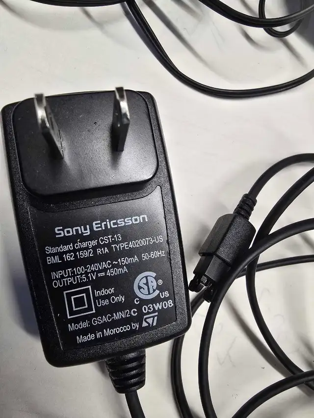 sony Ericsson phone charger And accessories 