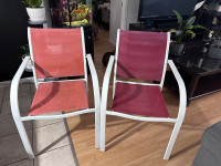 2 chaises patio 