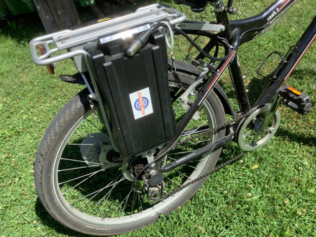 Vélo électrique (assistance électrique) Ezip dans Vélos électriques  à Laval/Rive Nord - Image 3