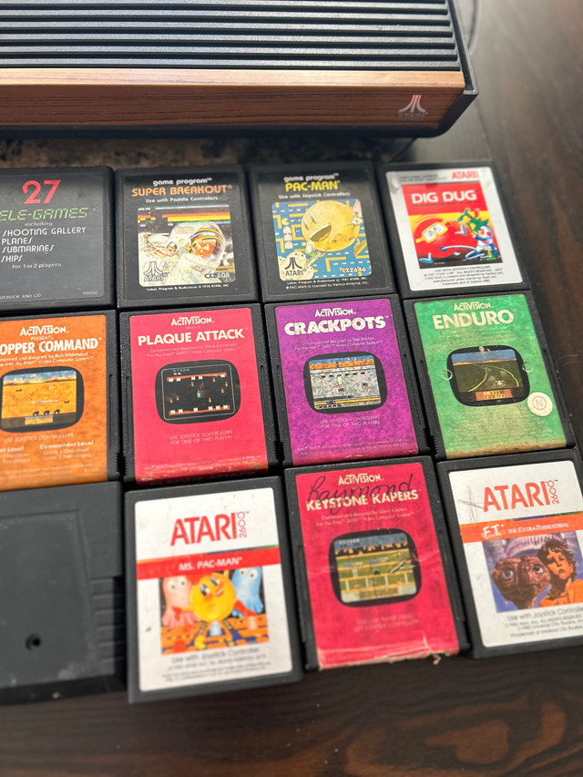 Atari 2600 6 switch with 18 games clean image newer adapter for  in Older Generation in Bathurst - Image 4