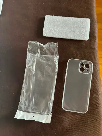 1 Étui NEUF iPhone 15 en silicone souple transparent – DISPO À L, View more
