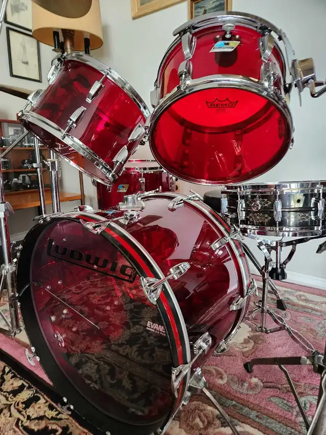 Ludwig vistalite drums on hold in Drums & Percussion in London - Image 6