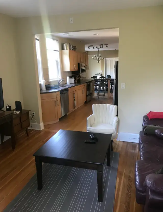 Incredible location   2700 sq ft  heart of Crescentwood in Long Term Rentals in Winnipeg - Image 9