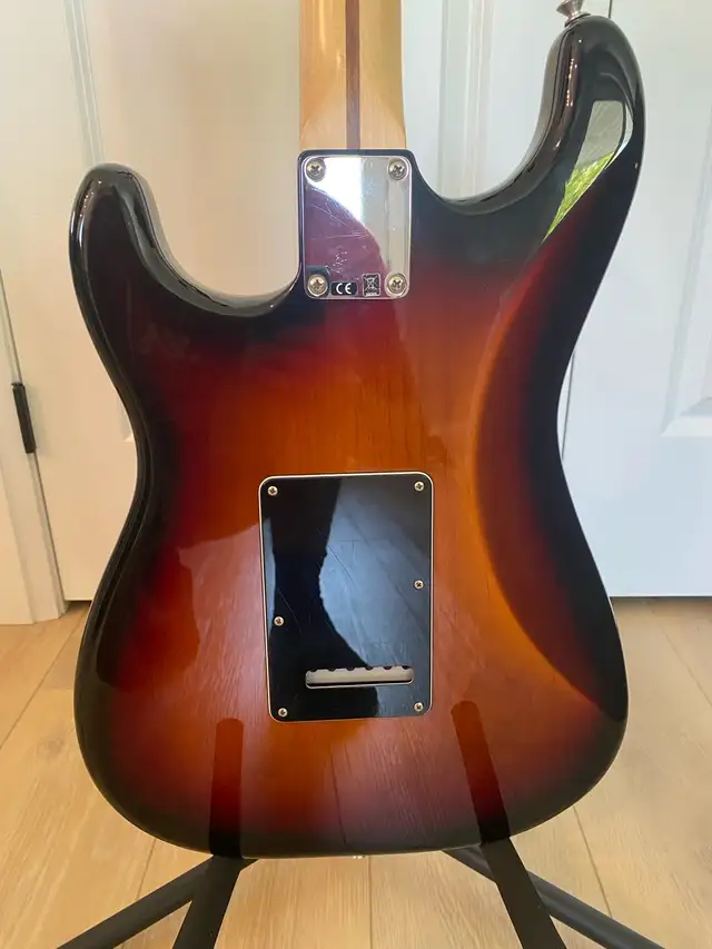 [Trades Welcome] Fender American Special Stratocaster  in Guitars in Owen Sound - Image 6