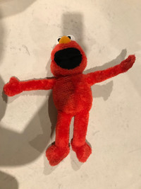 2012 Sesame Street Collectible talking Plush Toy