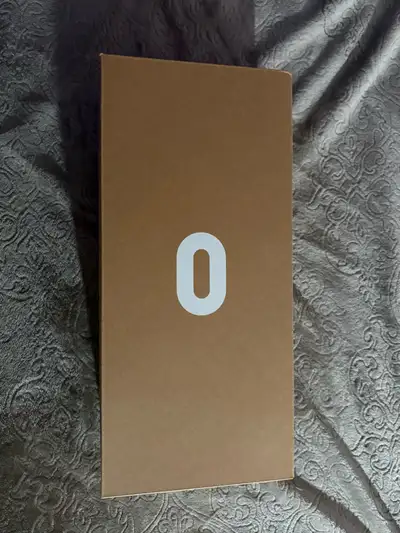 Good condition VR headset.