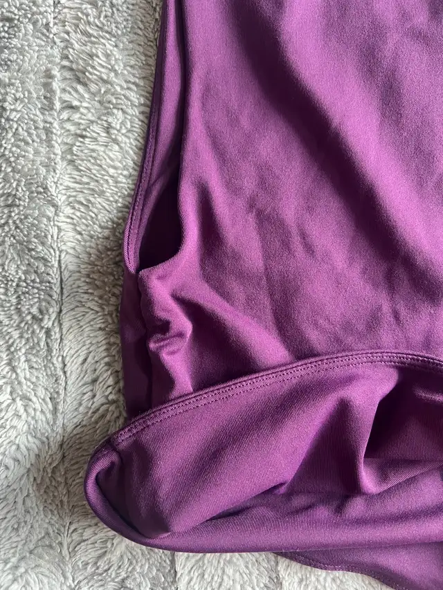Aritzia Contour Muscle Top63735875694721123
