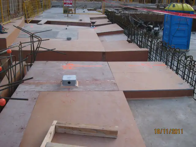 Formwork carpenter 25y experience (looking 4 side work weekends)64961232328065121