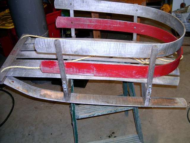 FOR SALE HAND SLEIGH in GOOD CONDITION in Other in Charlottetown - Image 3