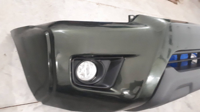 TOYOTA TACOMA FRONT BUMPER WITH LAMPS in Auto Body Parts in Kamloops - Image 3