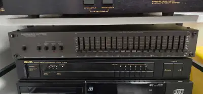 AudioControl "The Octave" Equalizer Description: A precision 10-band stereo octave equalizer designe...