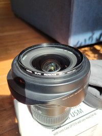 Canon 16-35 mm f/2.8L II USM wide angle zoom lens
