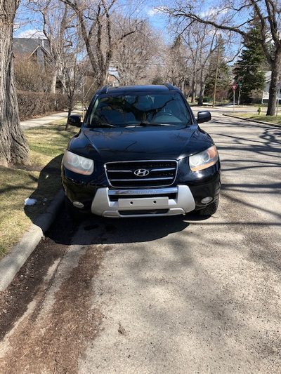 Black exterior & decent black leather interior. Some wear on driver's seat edge. Overall vehicle is...