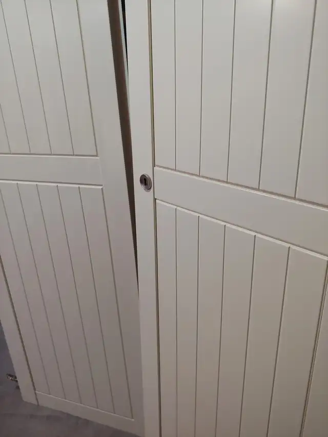 Pair of doors for old Ikea FRITZ Wardrobe, white, discontinued in Dressers & Wardrobes in Oshawa / Durham Region - Image 3