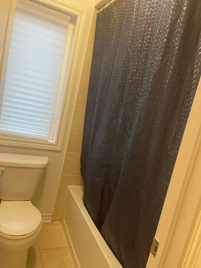 Short Term Room Rental63826904788993124