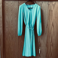 Vintage Long Sleeved Kay Windsor Dress – Size Medium