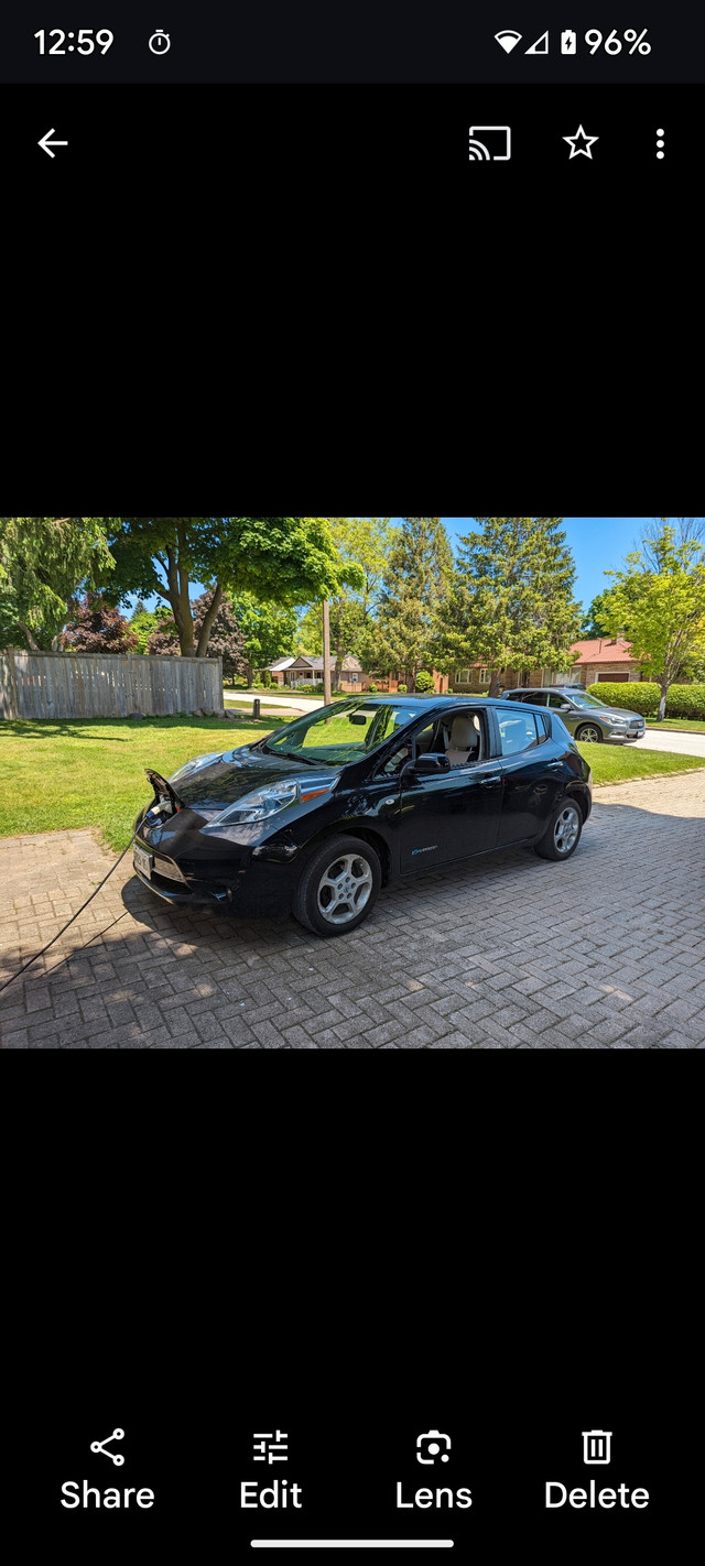 2012 Nissan Leaf in Cars & Trucks in Barrie