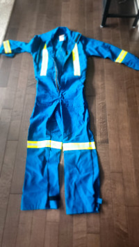 FR Coverall Size 42-Regular